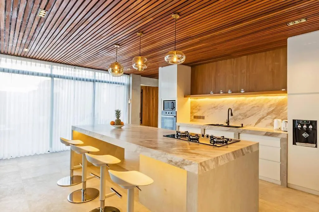 Manresa Villa Bali 4 Canggu Hébergement de vacances